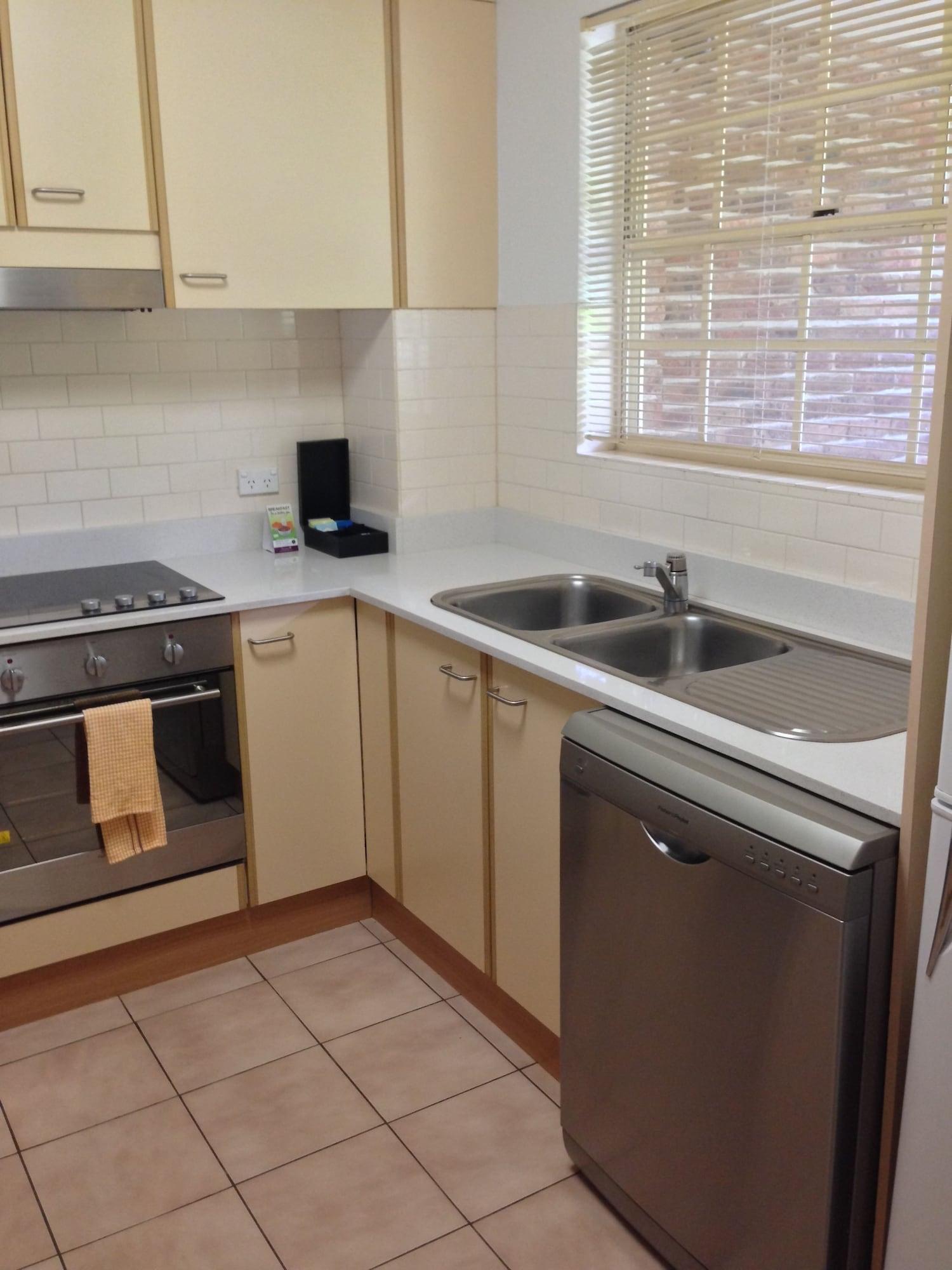 Adina Serviced Apartments Canberra Kingston Εξωτερικό φωτογραφία