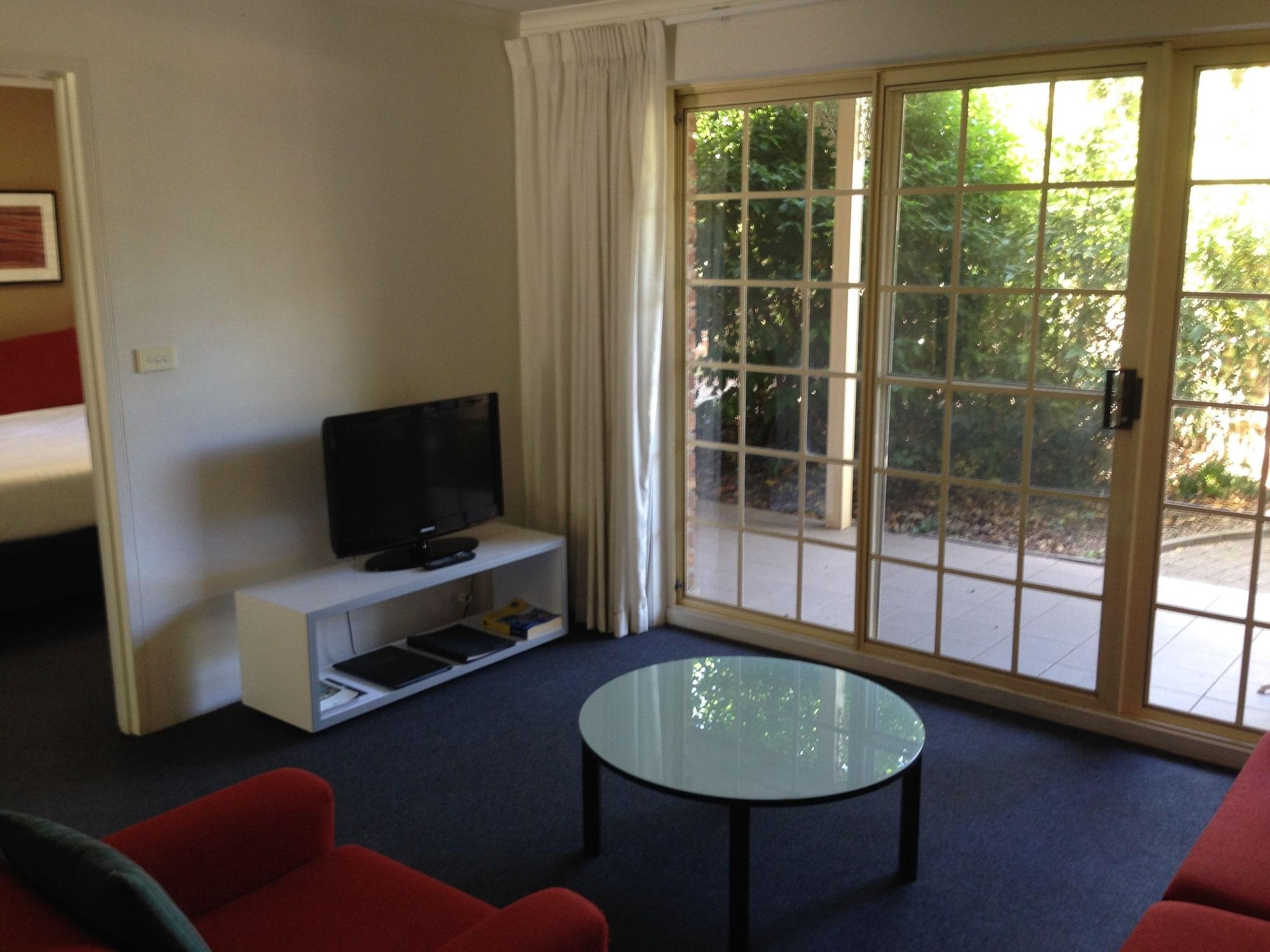 Adina Serviced Apartments Canberra Kingston Εξωτερικό φωτογραφία