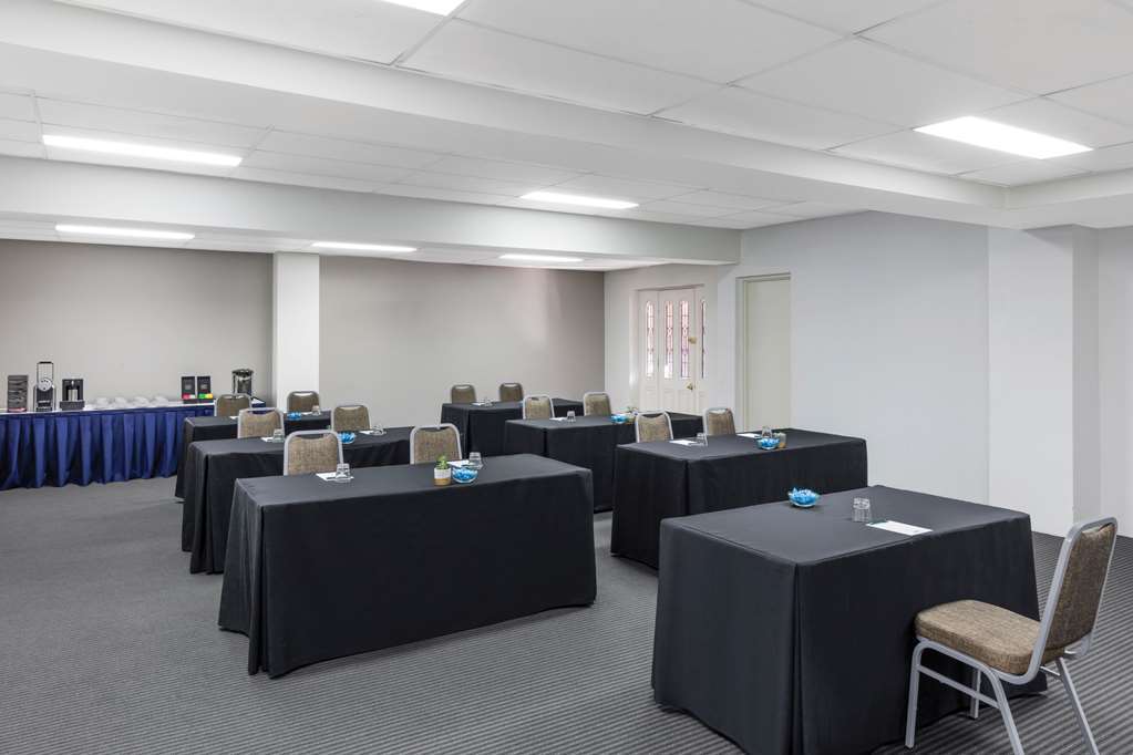 Adina Serviced Apartments Canberra Kingston Εξωτερικό φωτογραφία